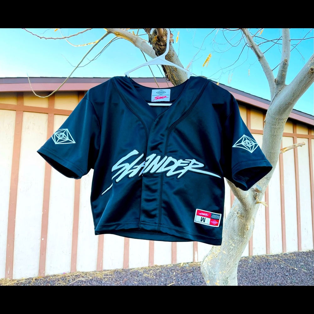 Slander Woman’s Jersey Size Medium